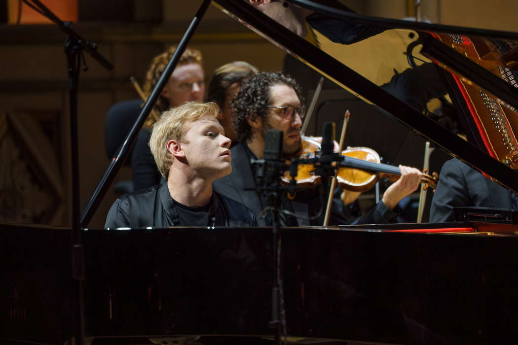 Alexander Malofeev playing Prokofiev's Third Piano Concerto with Rafael Payare and the San Diego Symphony on 31 January 2025. Photo © 2025 Gary Payne