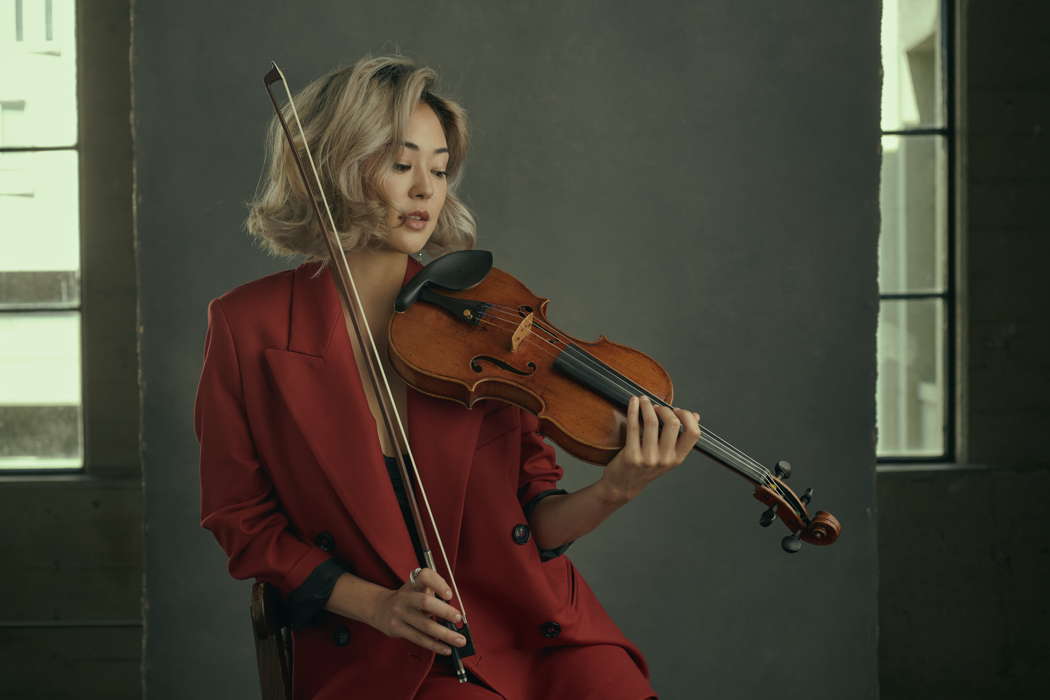 Young American violinist Simone Porter. Photo © 2021 Elisha Knight